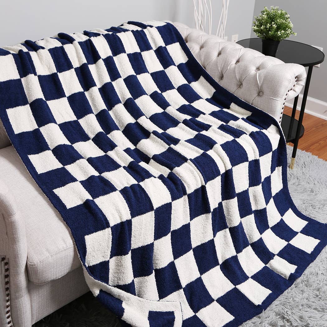 Checkerboard Patterned Throw Blanket