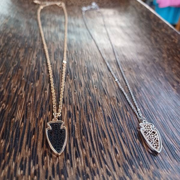Dainty Designer Filigree Arrowhead Necklace