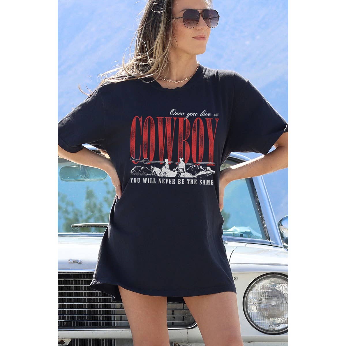 ONCE YOU LOVE A COWBOYS OVERSIZED GRAPHIC TEE